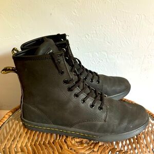 Dr. Marten’s Sheridan Matte Lace Up Boots Sz 9